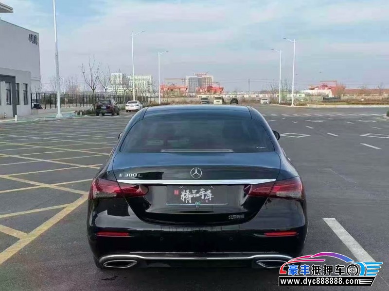 21年奔驰E轿车抵押车出售