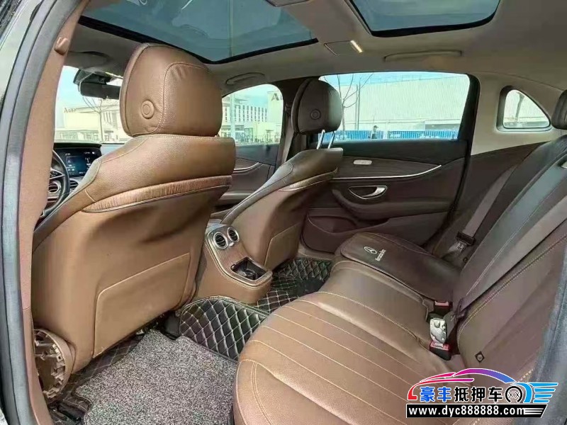 21年奔驰E轿车抵押车出售