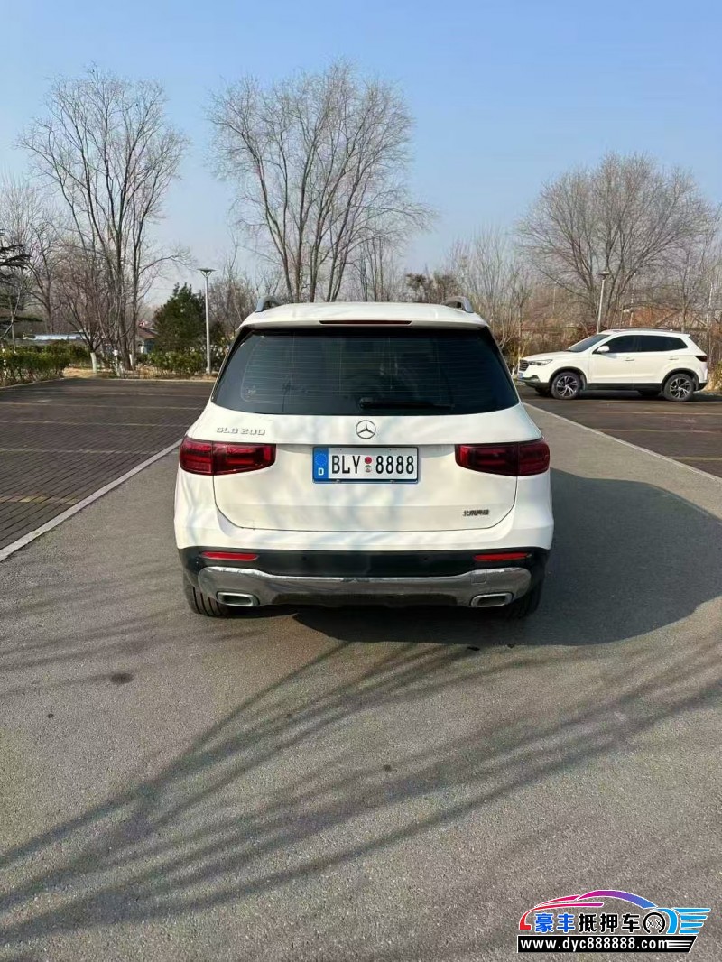 23年奔驰GLB轿车抵押车出售