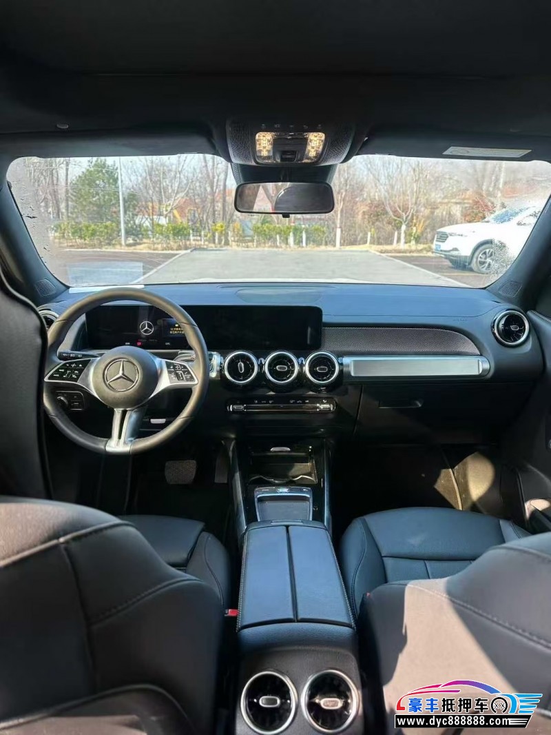 23年奔驰GLB轿车抵押车出售