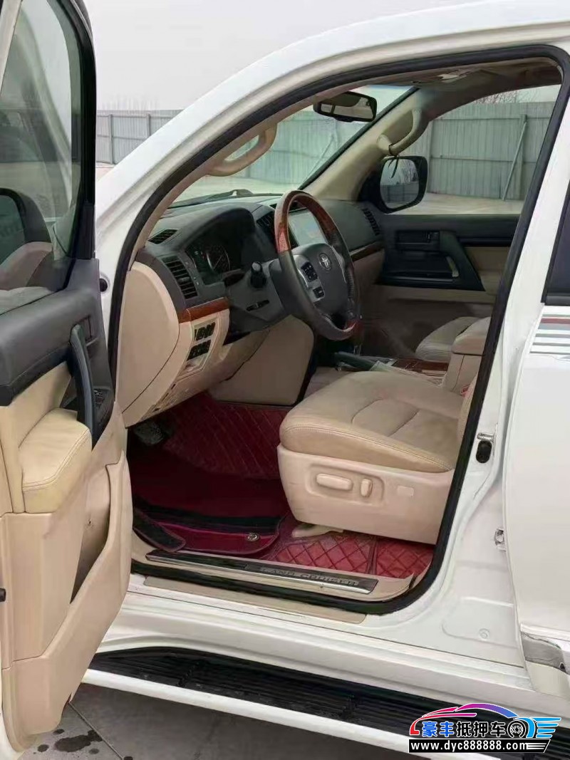 16年丰田兰德酷路泽（陆巡）轿车抵押车出售