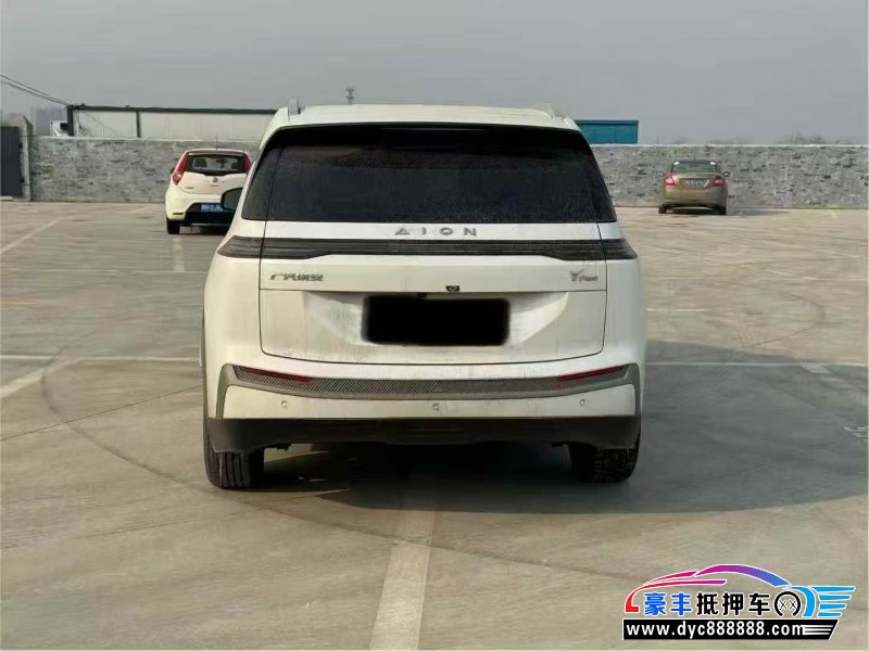 25年埃安Y轿车抵押车出售