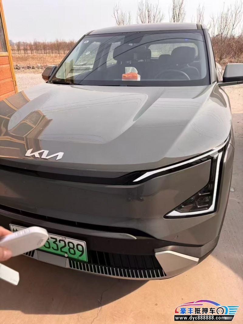 抵押车出售25年起亚EV5轿车