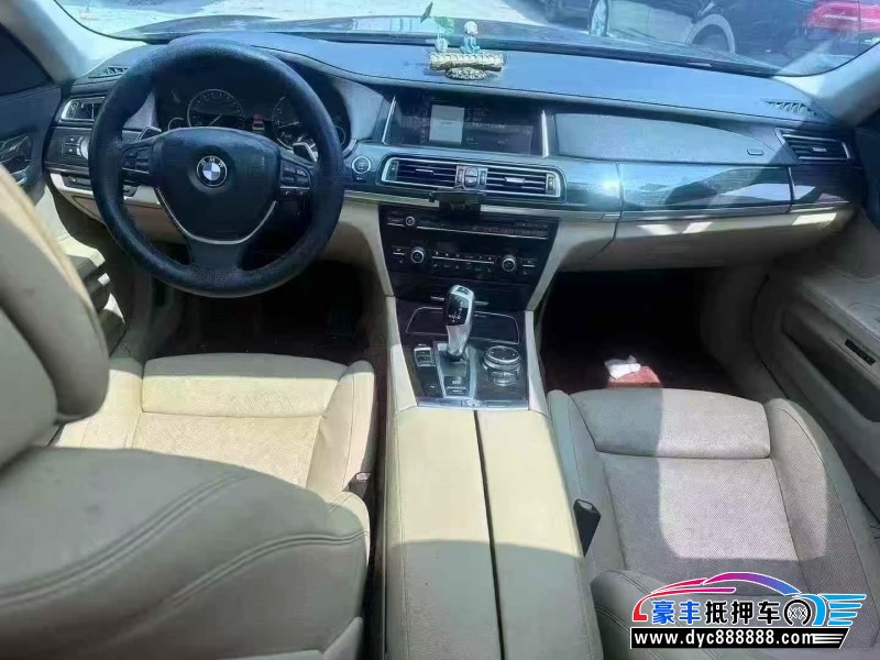 14年宝马7系轿车抵押车出售