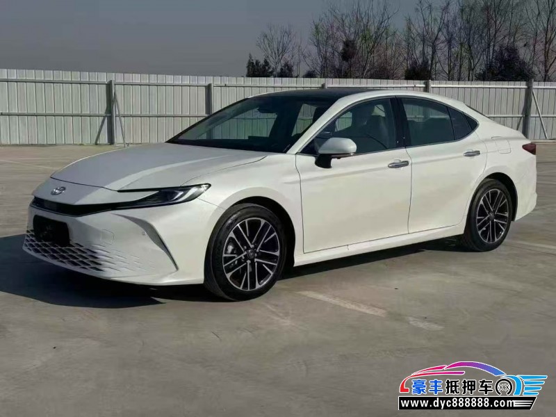 26年丰田凯美瑞轿车抵押车出售