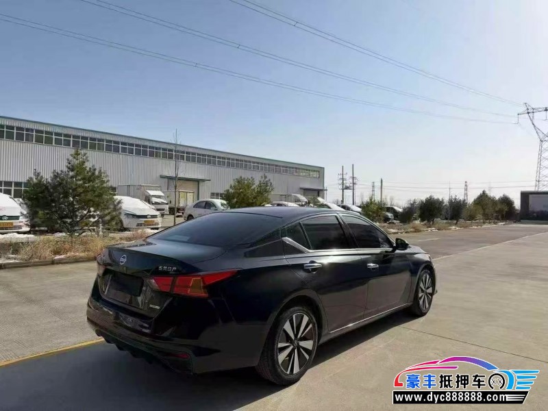 21年日产天籁轿车抵押车出售