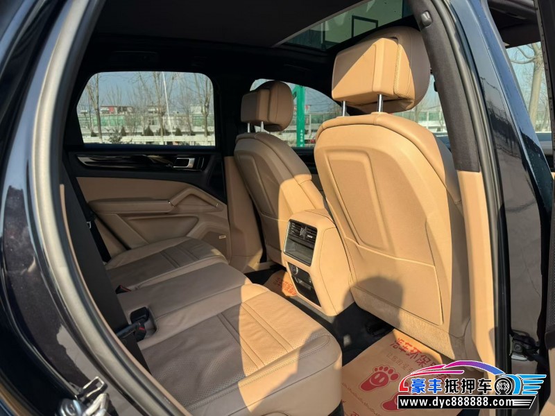 19年保时捷卡宴轿车抵押车出售