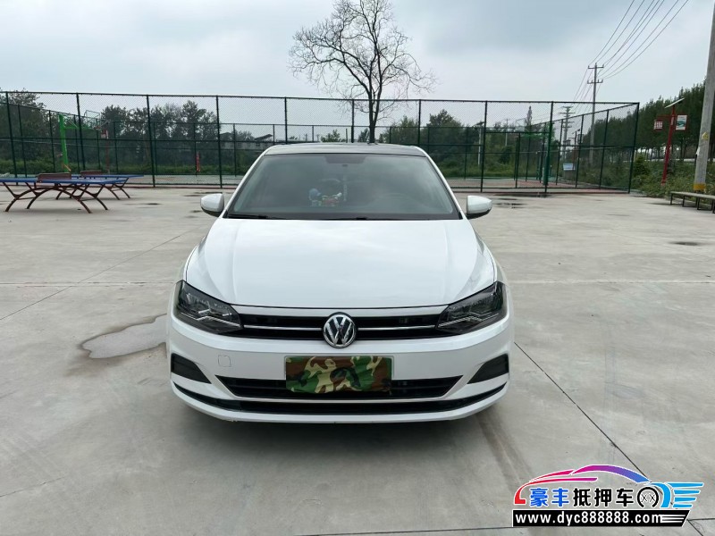 抵押车出售21年大众polo轿车