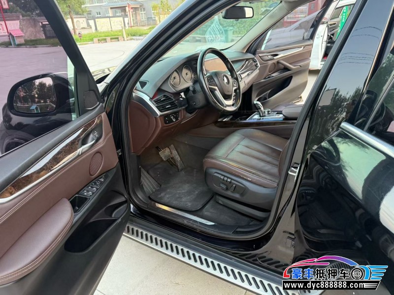 16年宝马X5轿车抵押车出售