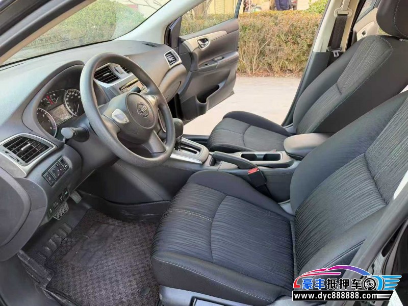 24年日产轩逸轿车抵押车出售