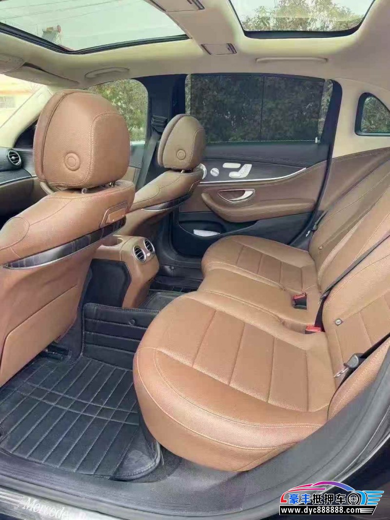 19年奔驰E轿车抵押车出售