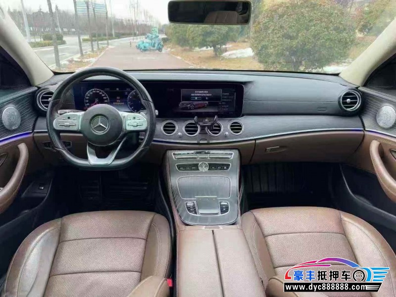 19年奔驰E轿车抵押车出售