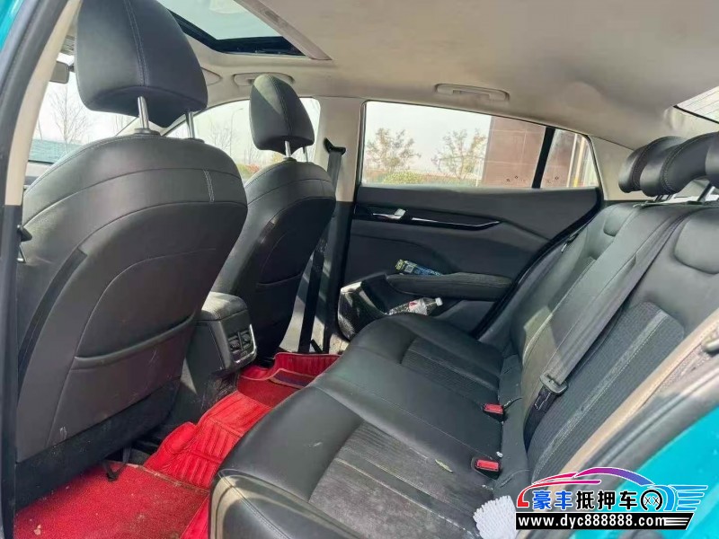 20年东风风神奕炫轿车抵押车出售