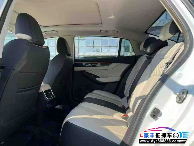 22年东风风神奕炫轿车抵押车出售