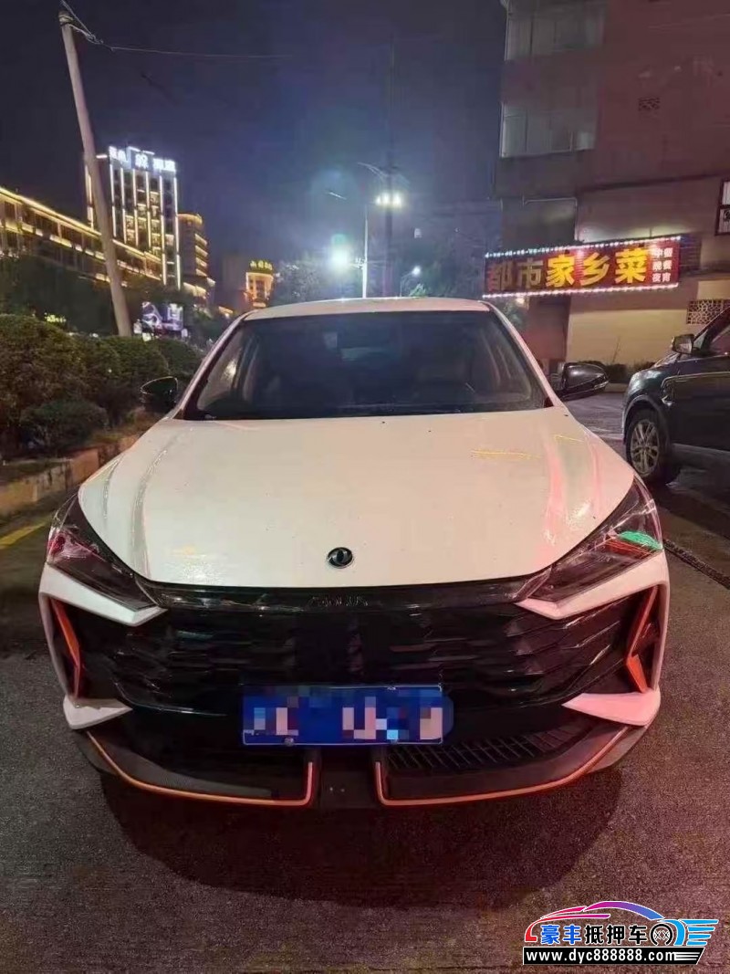 24年东风风神奕炫轿车抵押车出售