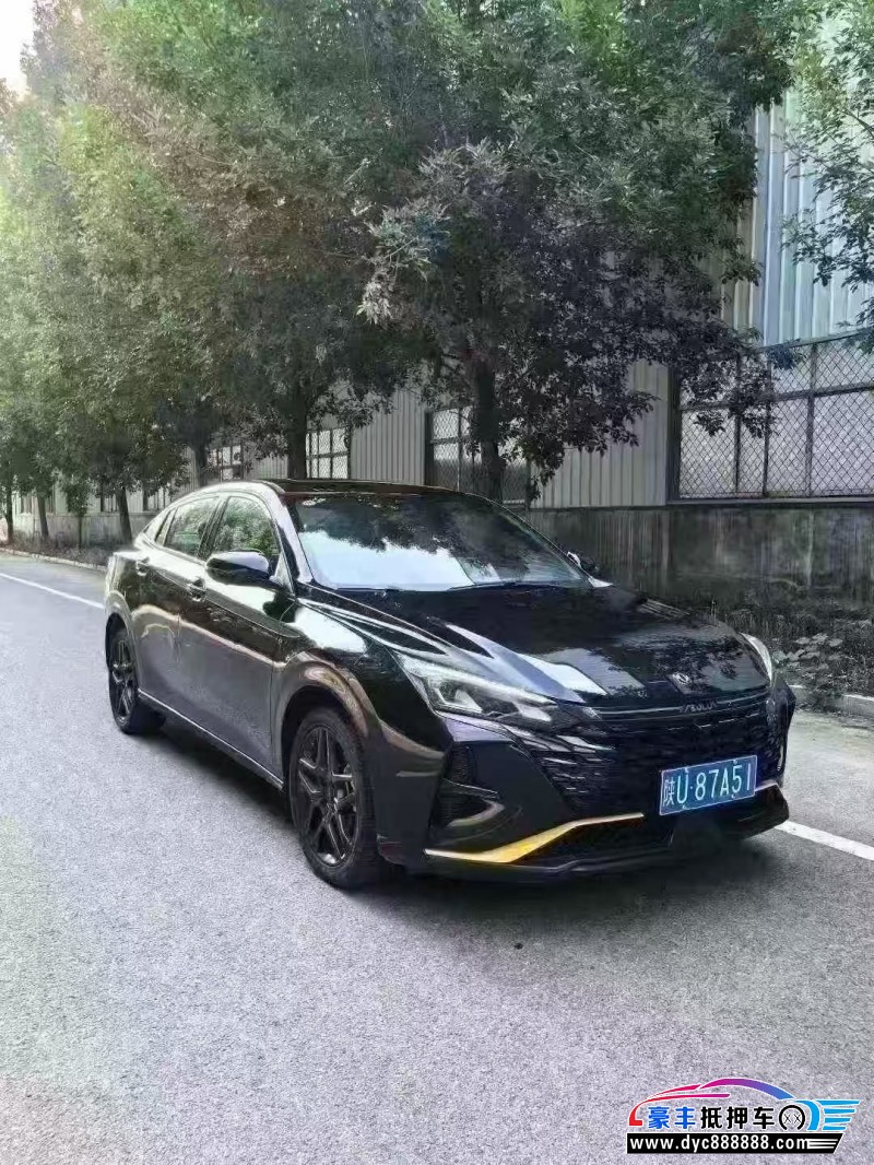 25年东风风神奕炫轿车抵押车出售