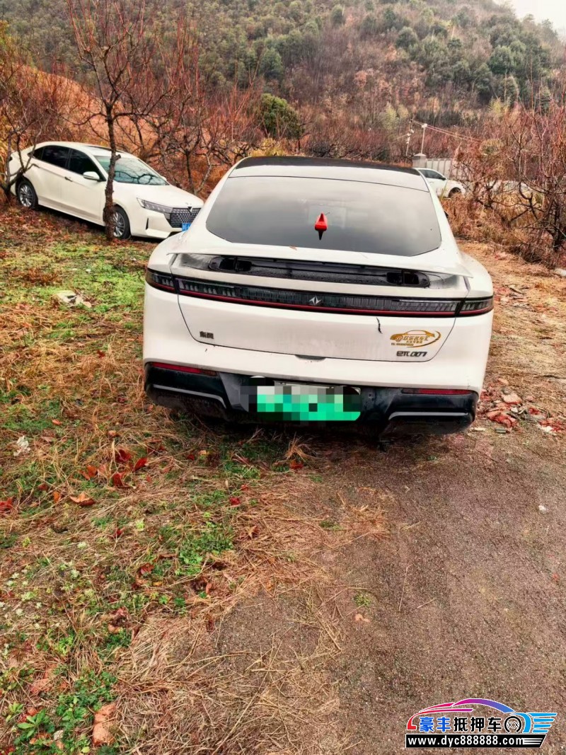 25年东风奕派007轿车抵押车出售