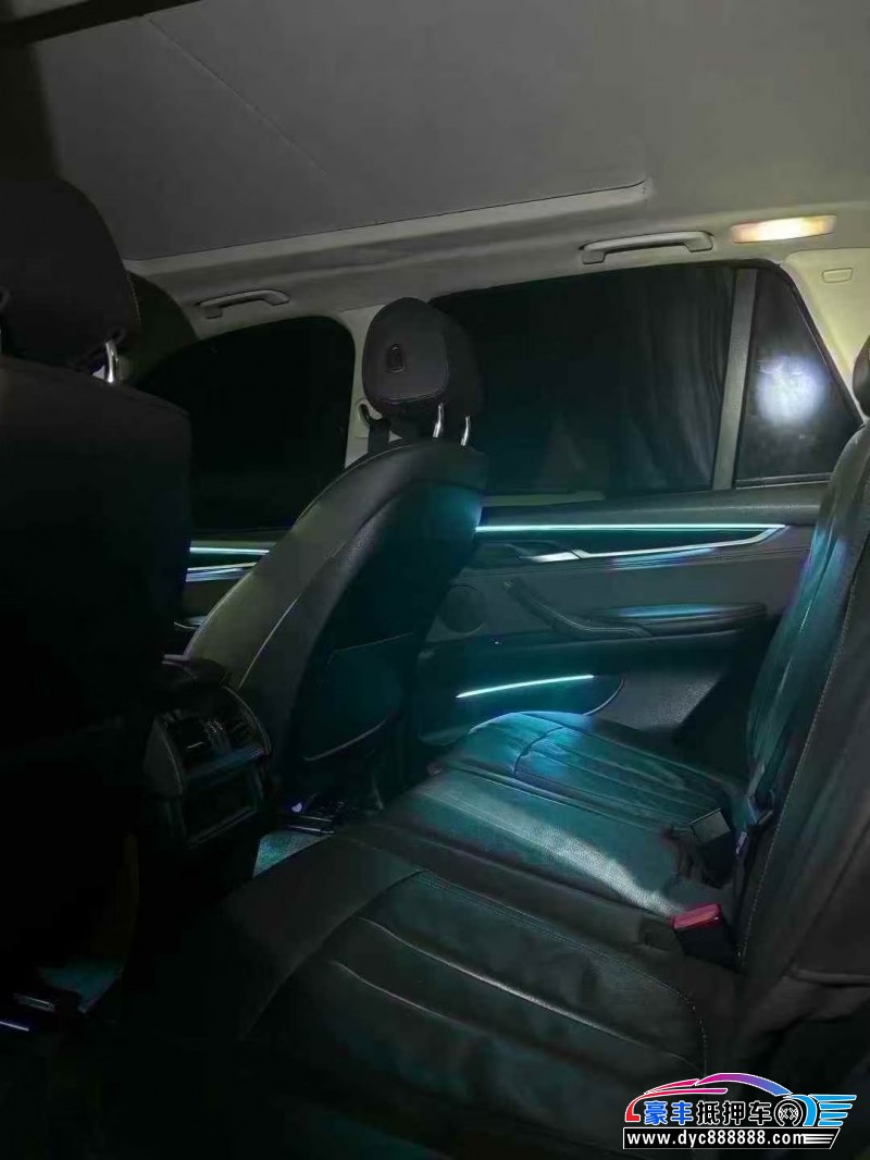 16年宝马X5轿车抵押车出售