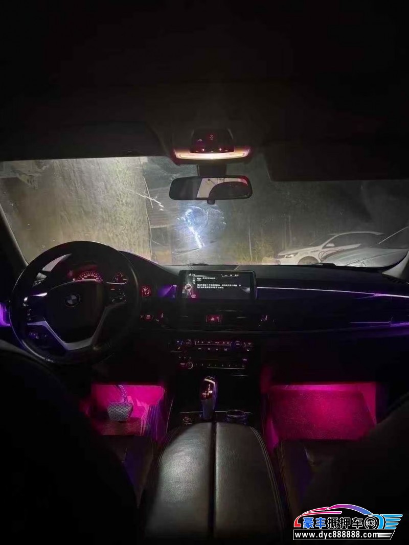 16年宝马X5轿车抵押车出售