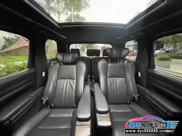 19年丰田埃尔法轿车抵押车出售