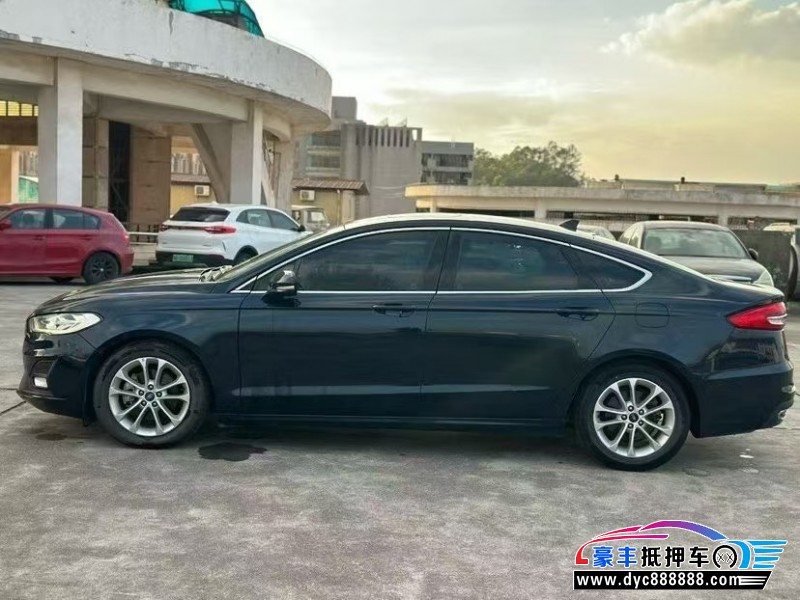 20年福特蒙迪欧轿车抵押车出售