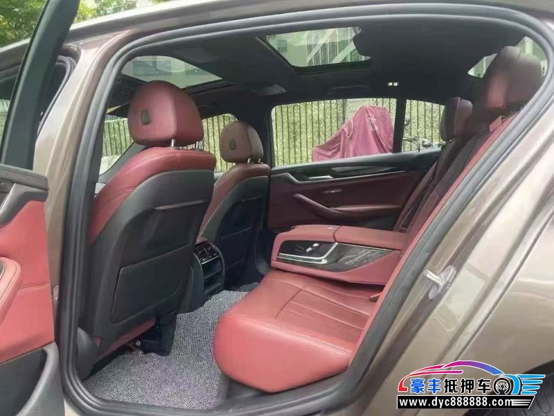 19年宝马5系轿车抵押车出售