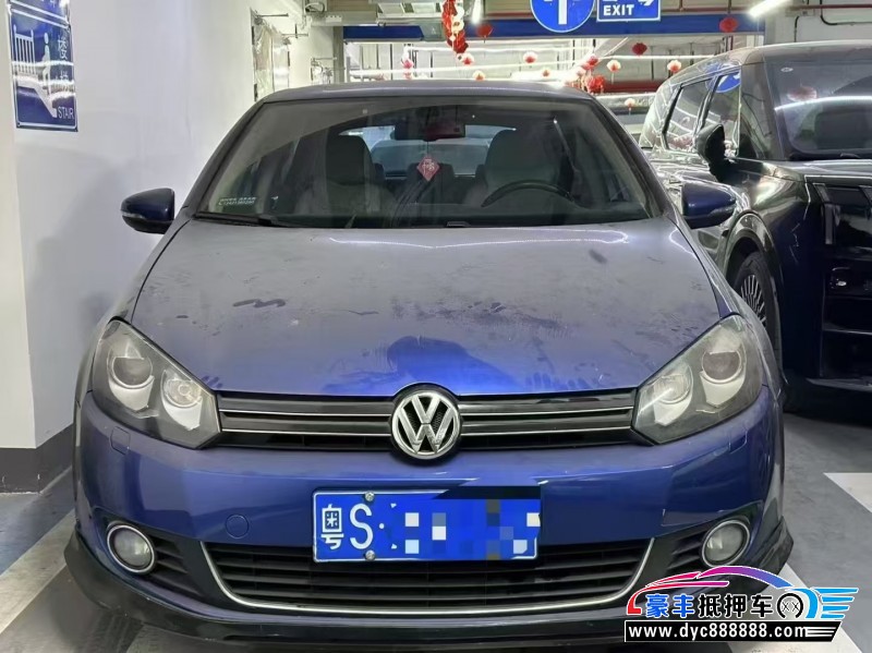 抵押车出售12年大众高尔夫轿车