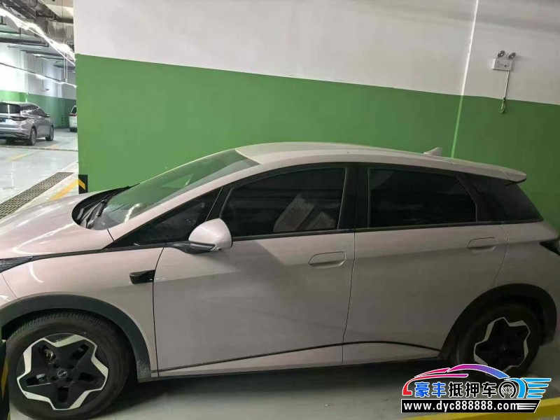 25年比亚迪海豚轿车抵押车出售