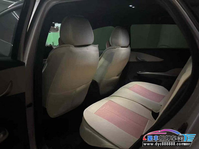 25年比亚迪海豚轿车抵押车出售