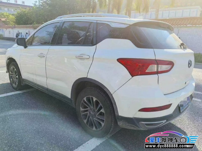 17年传祺GS4轿车抵押车出售