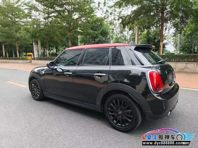 19年宝马MINI轿车抵押车出售