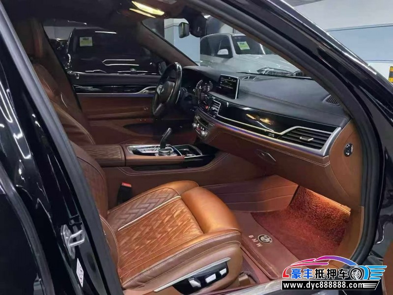 21年宝马7系轿车抵押车出售