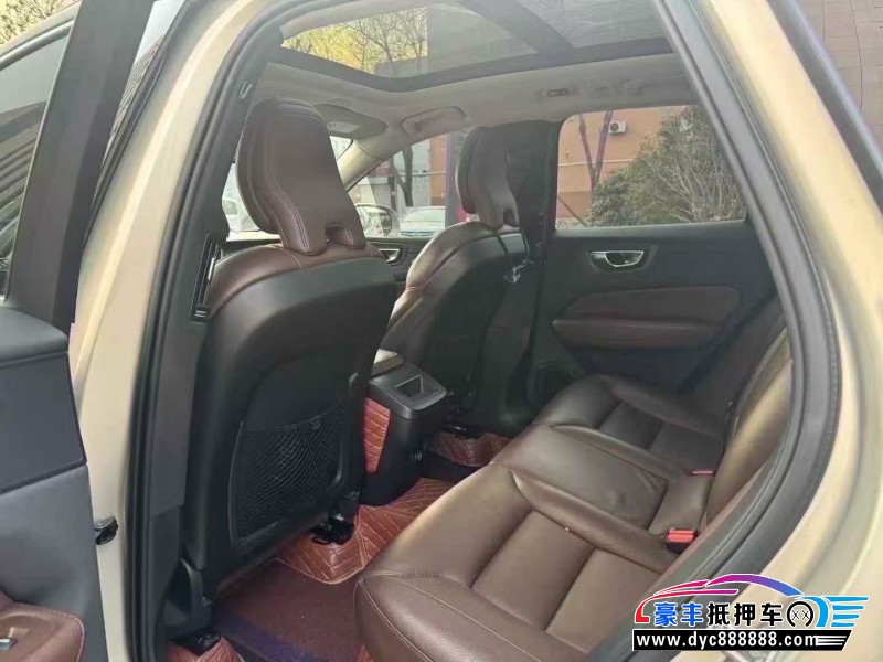 20年沃尔沃XC60轿车抵押车出售