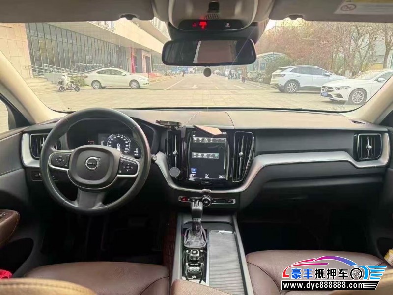 20年沃尔沃XC60轿车抵押车出售