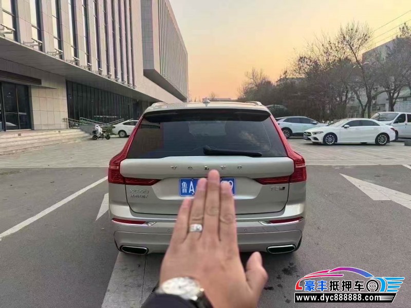 20年沃尔沃XC60轿车抵押车出售