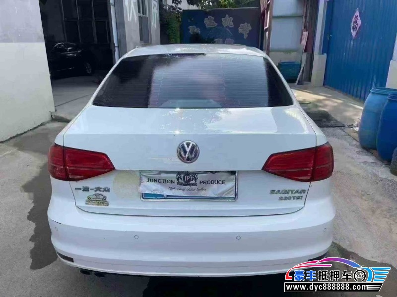 16年大众速腾轿车抵押车出售