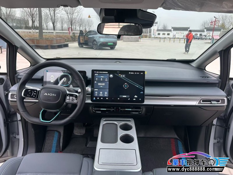 25年埃安Y轿车抵押车出售