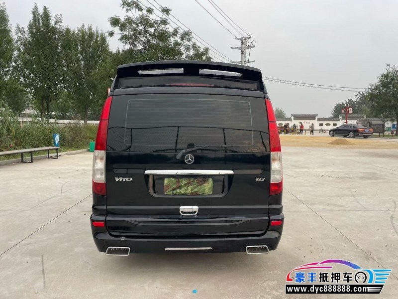 15年奔驰威霆轿车抵押车出售