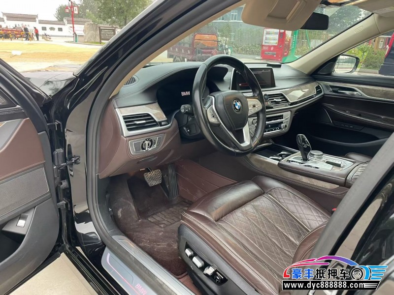 20年宝马7系轿车抵押车出售