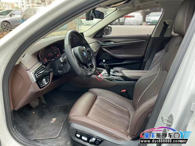 20年宝马5系轿车抵押车出售