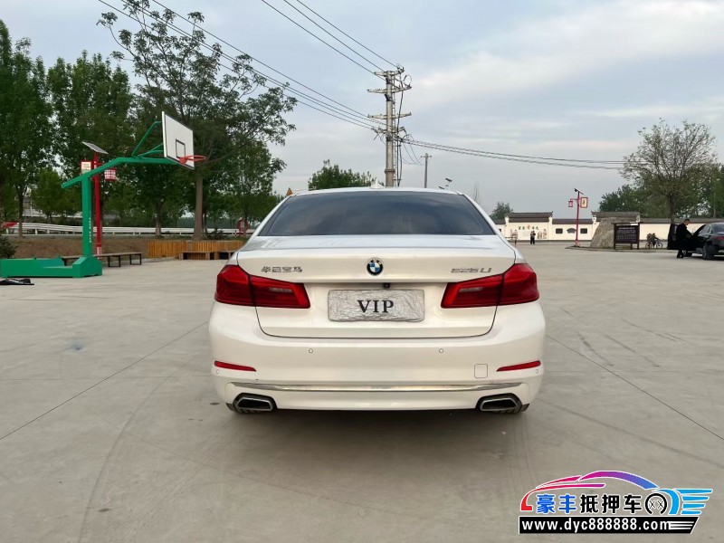 20年宝马5系轿车抵押车出售