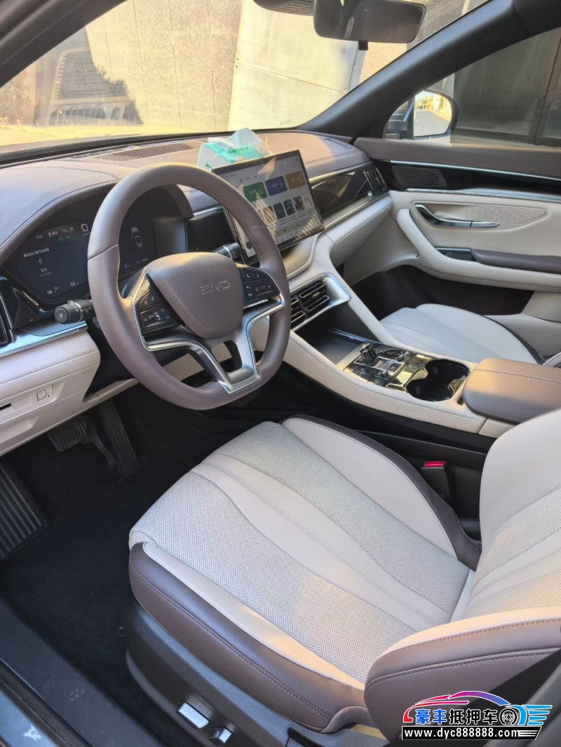 24年比亚迪宋轿车抵押车出售