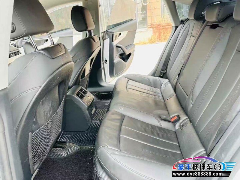 22年奥迪A5轿车抵押车出售