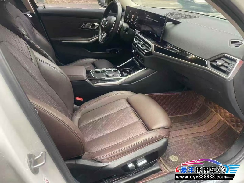 23年宝马3系轿车抵押车出售