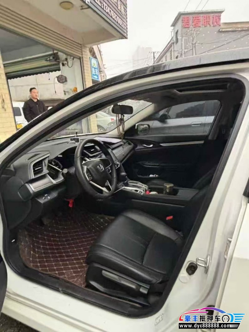 19年本田思域轿车抵押车出售