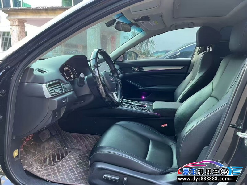 21年本田雅阁轿车抵押车出售