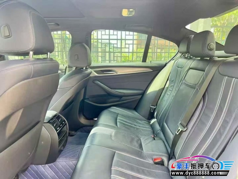 19年宝马5系轿车抵押车出售