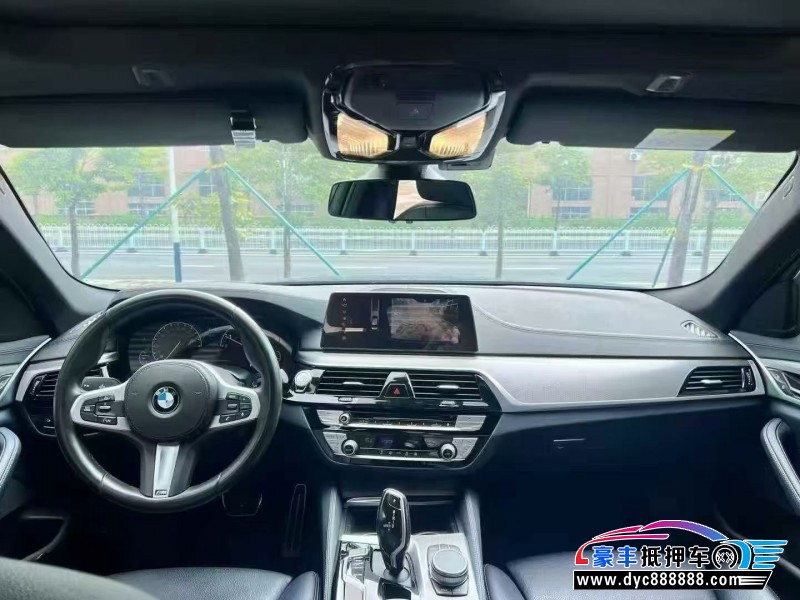 19年宝马5系轿车抵押车出售