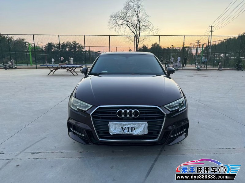 抵押车出售19年奥迪A3轿车