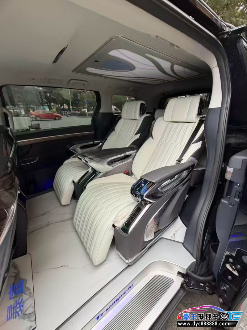 23年传祺M8轿车抵押车出售